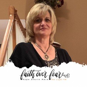 Meet your Posher, Joni